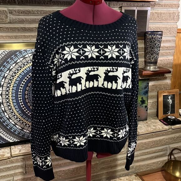 NWOT POL Navy Fair Isle Pullover Sweater - Picture 4 of 11